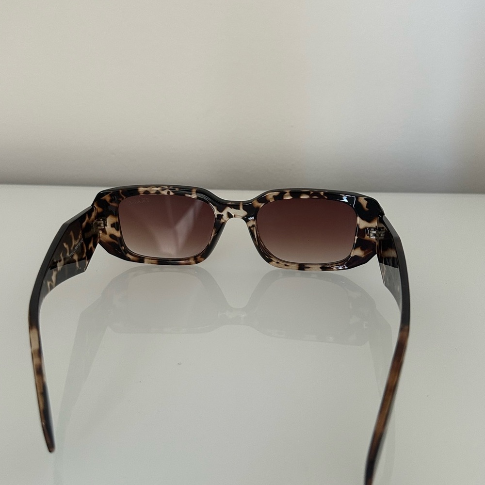 Prada Tortoise Shell Women's Sunglasses - Picture 3 of 5